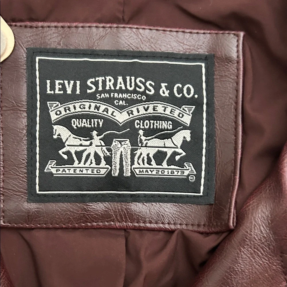 Levi's Women's oxblood color faux leather Jacket - Picture 2 of 15